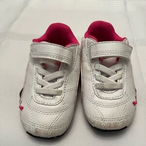 Puma toddler shoes size 5